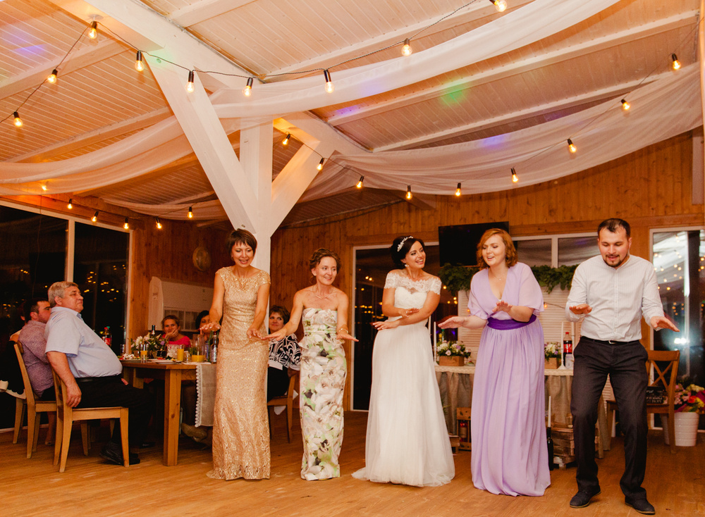 Rustic wedding at the Art hotel Karaskovo