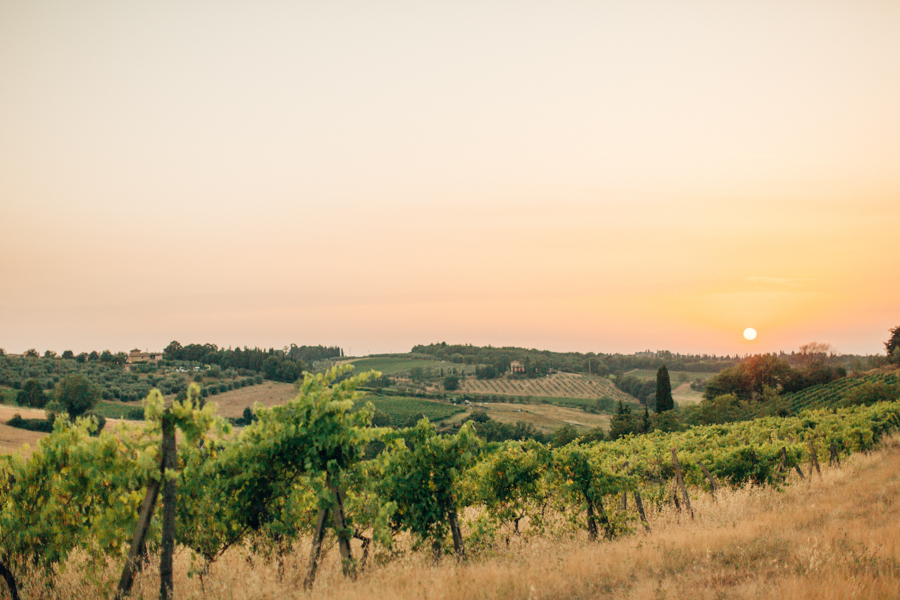 Tuscan hills engagement