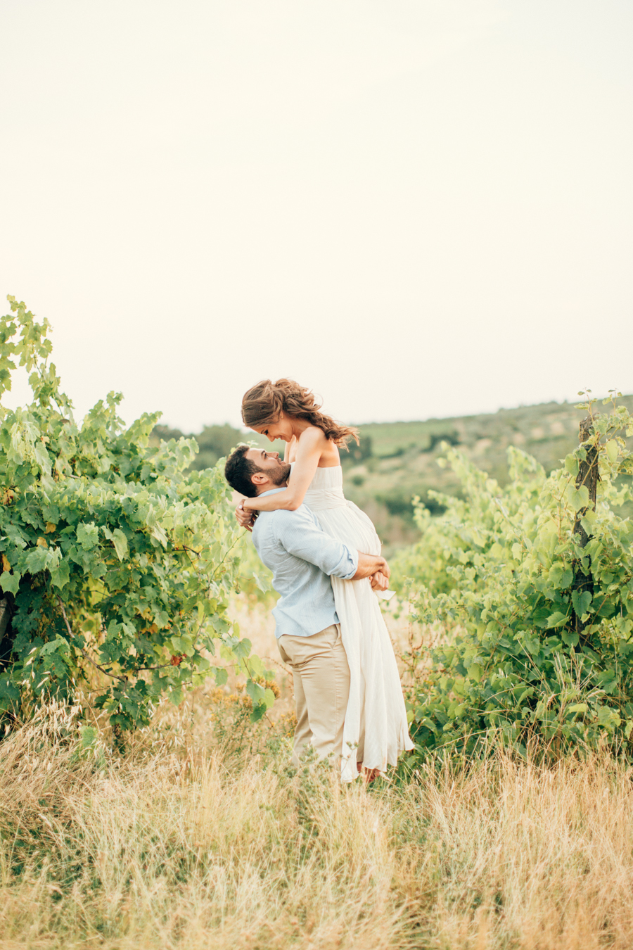 Tuscan hills engagement