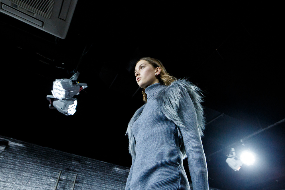 FASHION WEEK