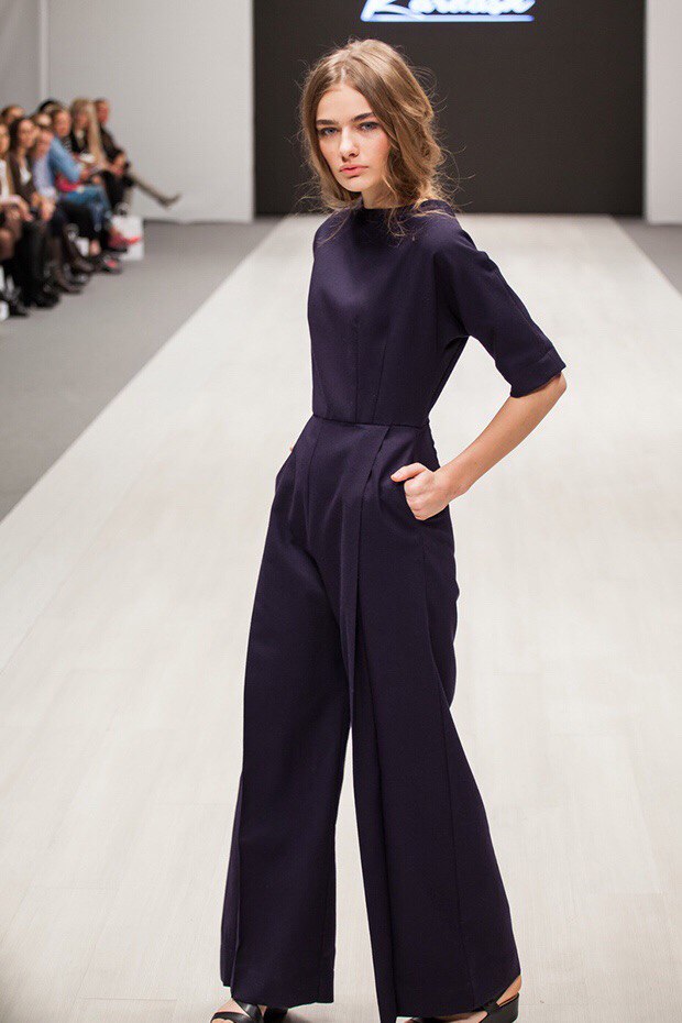 FASHION WEEK