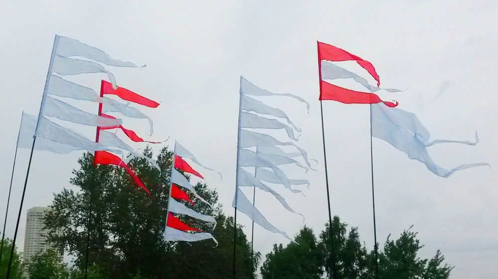 флаги лиды инсталляция из флагов 