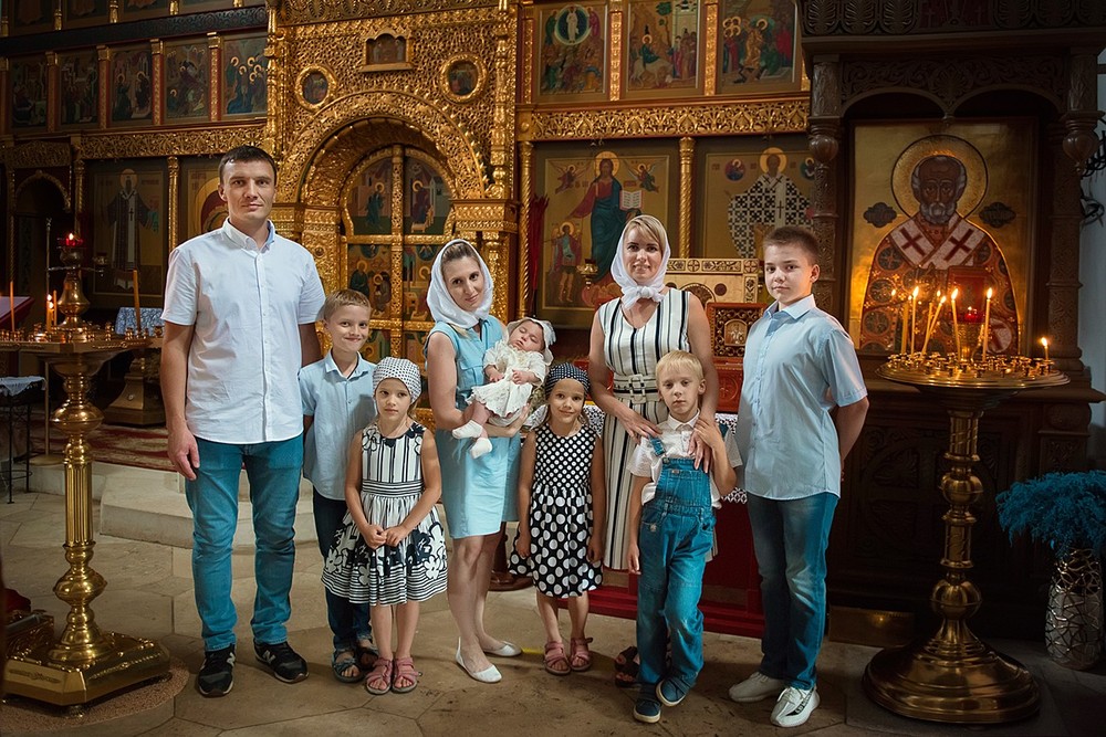 фотограф на крещение, москва, где крестить, ребенка, крестильная рубашка, храм