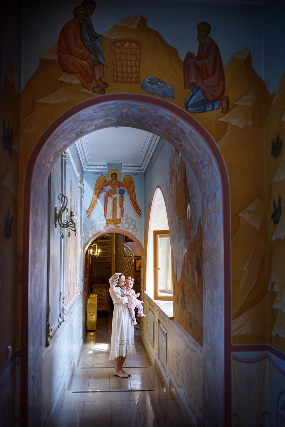 Крещение в Покровском монастыре святой Матроны Московской, фотограф на крещение, крестильное