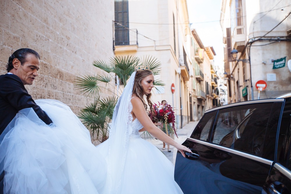 Luxury wedding in Catedral,Palma | Michelle & Leonardo