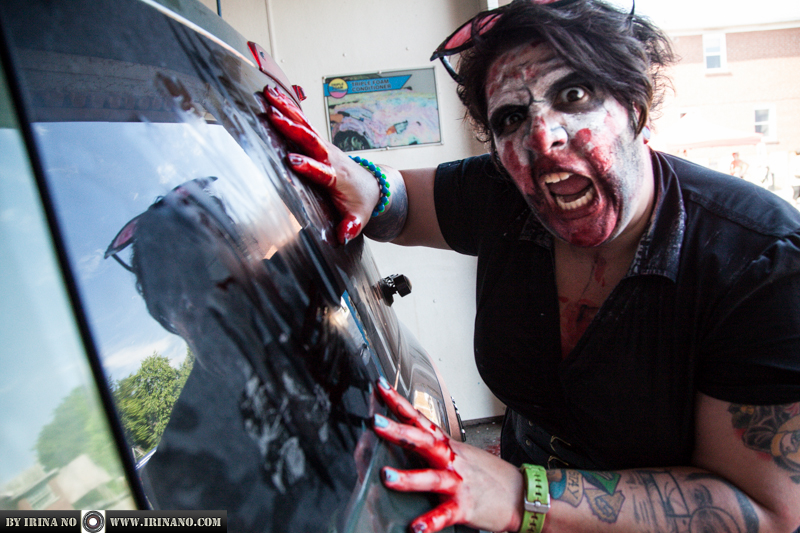 Reportage - Zombie car wash, 2013.08.18. Toronto