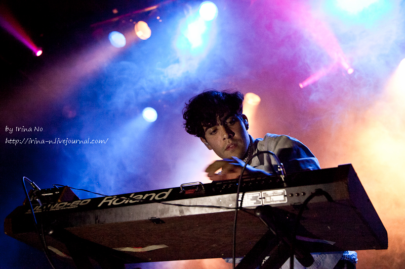 Concert Photos - Neon Indian
