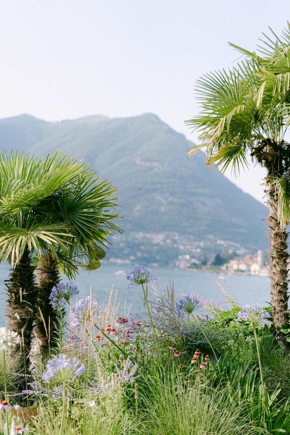 Pregnancy and Family photoshoot on Lake Como
