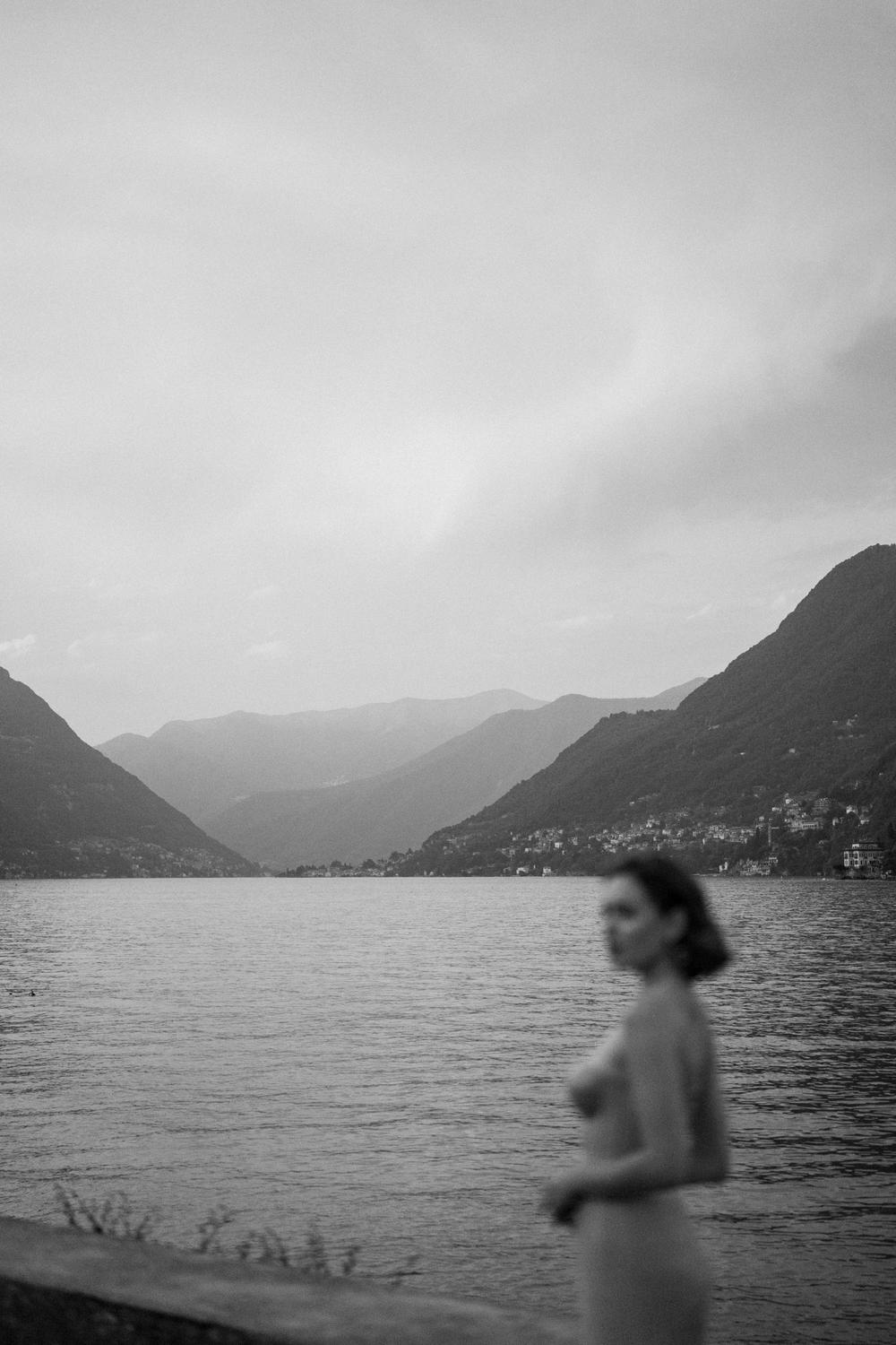 Lake Como portrait session. Mariia