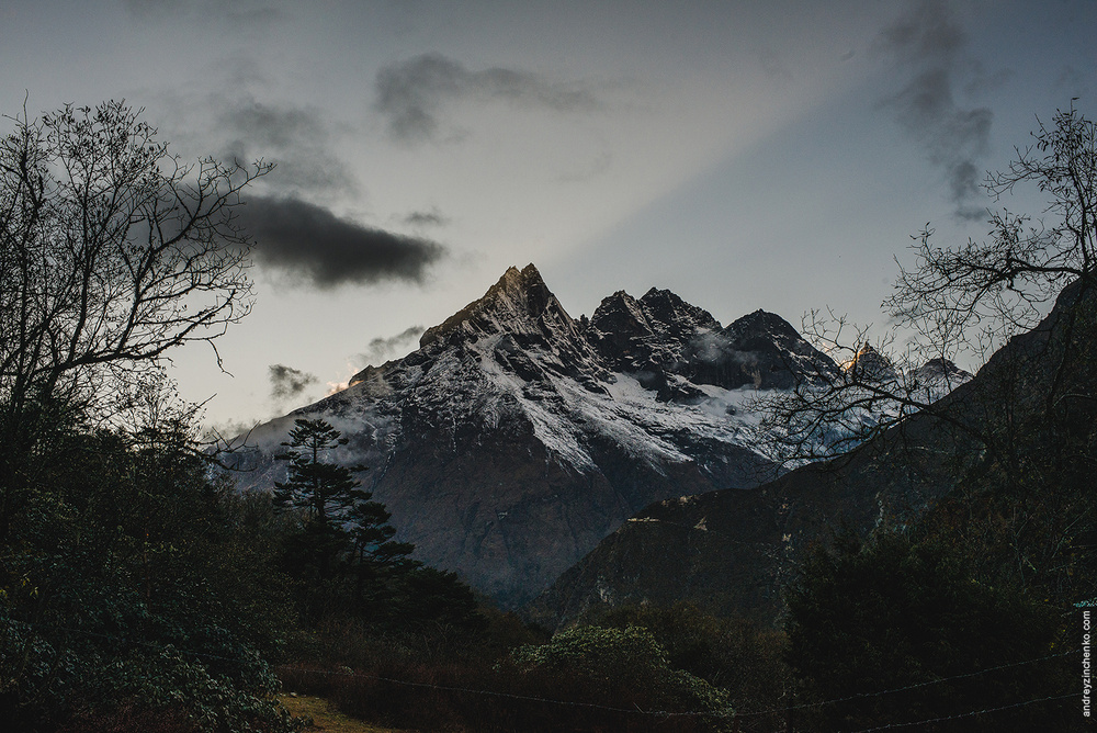Треккинг к базовому лагерю Эвереста. Непал. Октябрь 2014.
