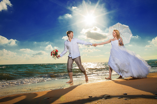 Морская свадебная фотосессия