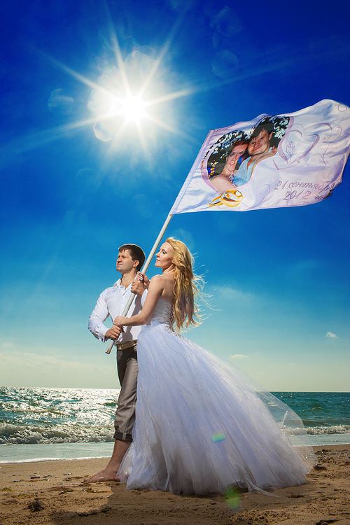 Морская свадебная фотосессия