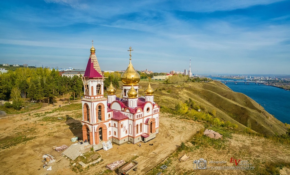 фото Красноярска высоты квадрокоптер храм церковь