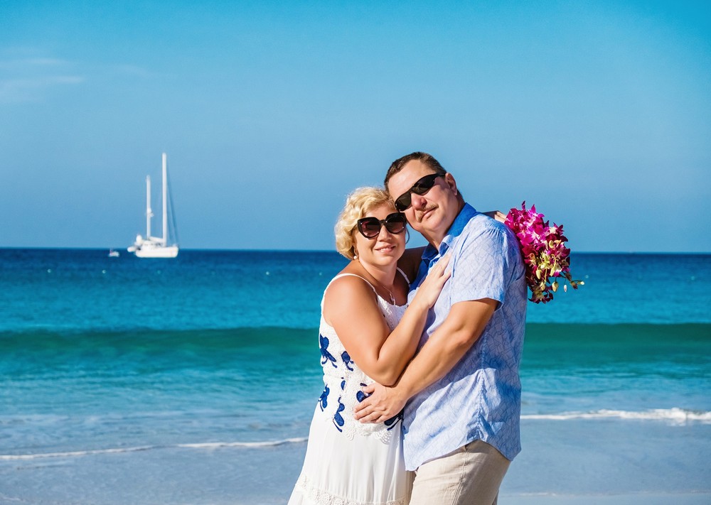 семейная фотосессия пожила пара фотограф Пхукет пляж возраст женщина мужчина счастье отдых яхта