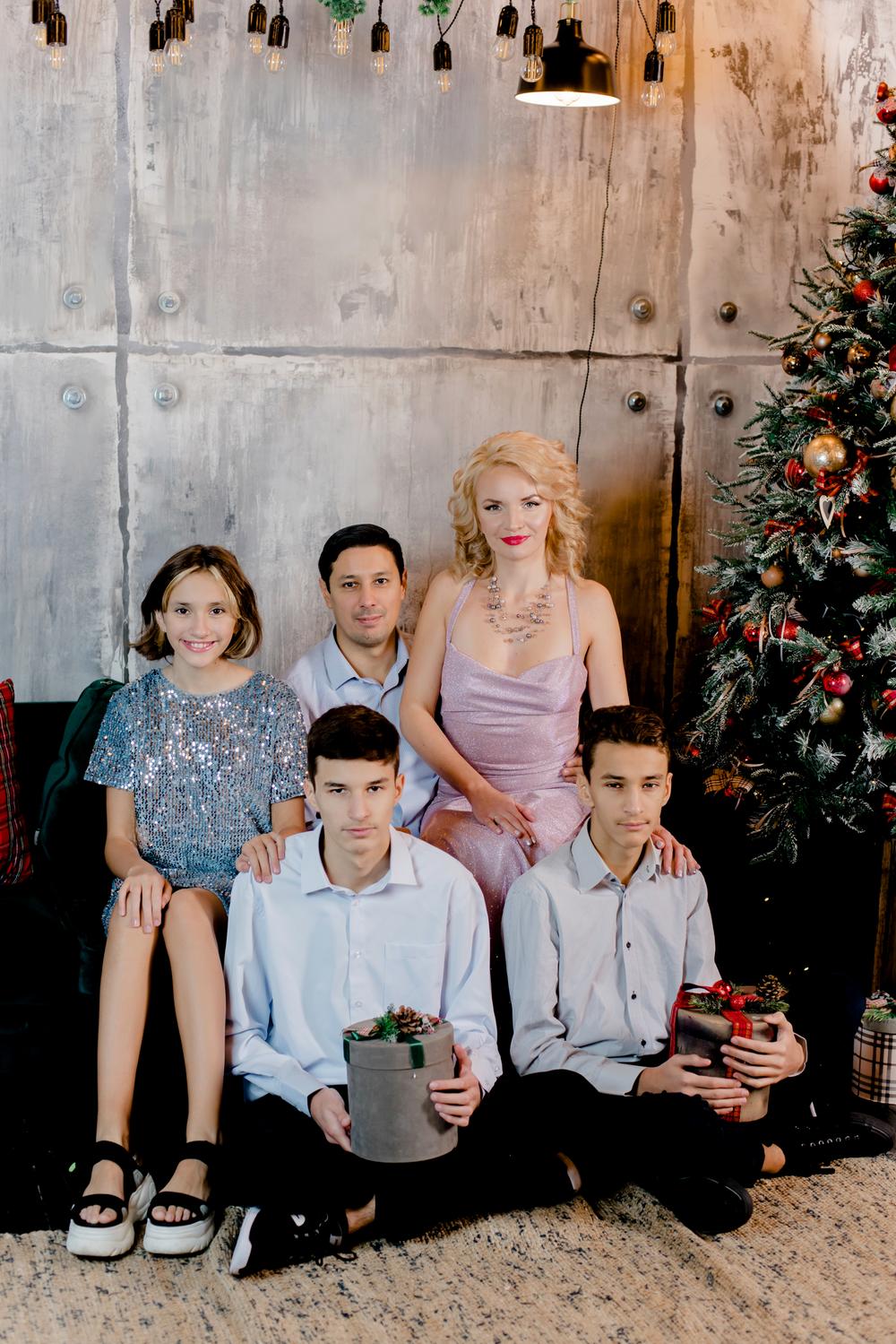 Екатерина и ее семья, новогодняя фотосессия