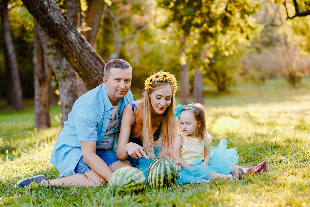 HAPPY FAMILY