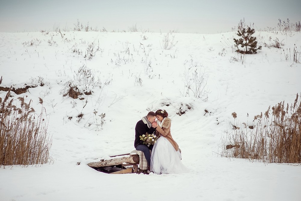 Свадебная фотосъемка и лав стори - Артур и Юлия, зимняя сказка