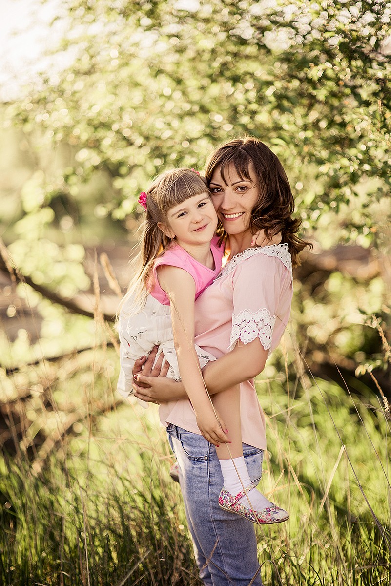 Семейные фотосессии - Мама с дочкой, май 2018