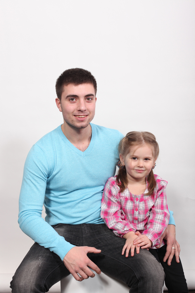 Фотоуслуги - Семейная съемка - Семейное фото в Алексеевке, студийный портрет.