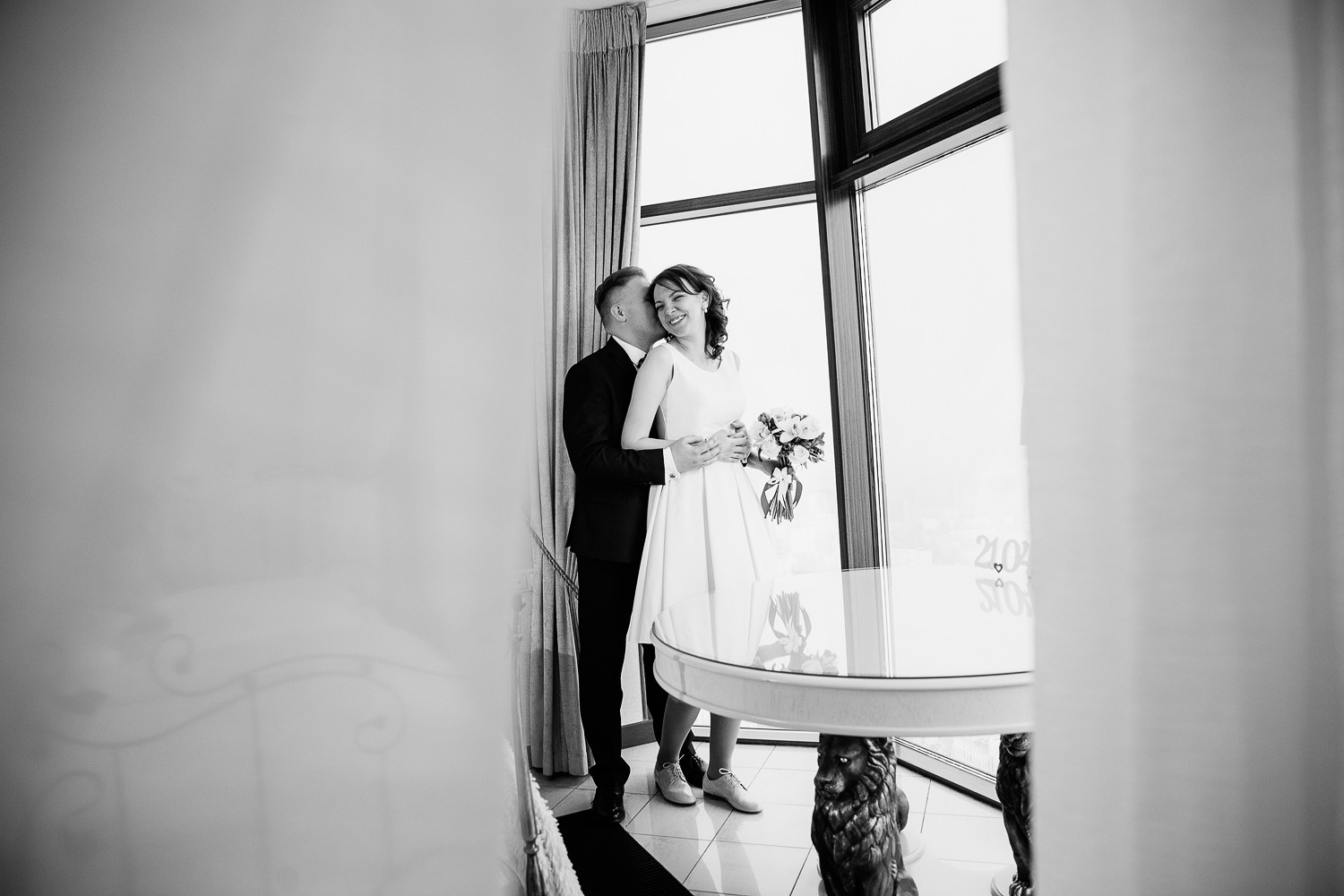 Свадбеная фотосессиия в отеле 