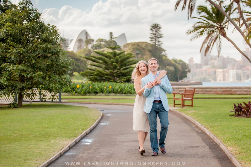 COUPLES | Vadim and Vera | Sydney Opera House and The Rocks Couple Photography