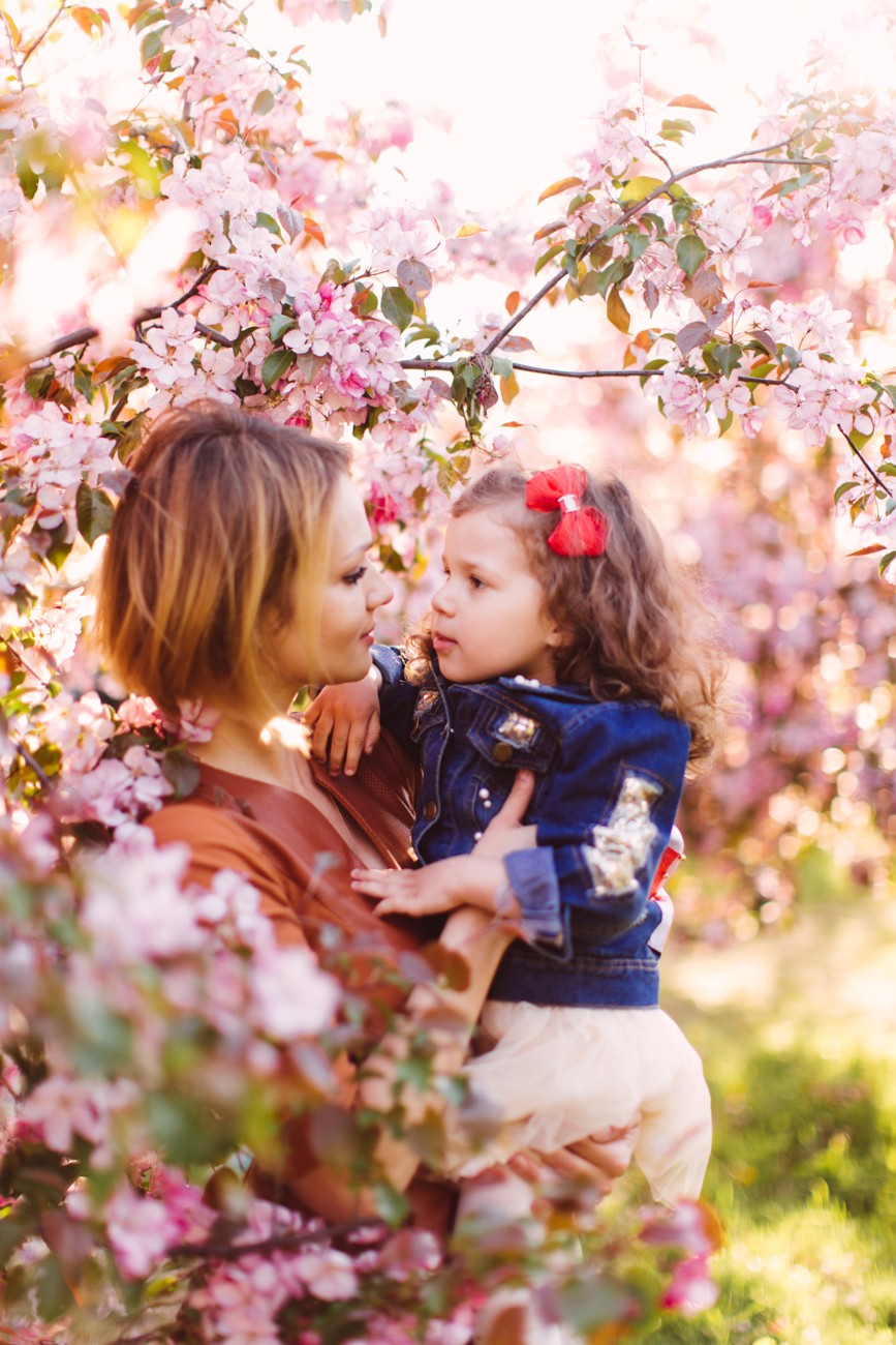 FAMILY & CHILDREN