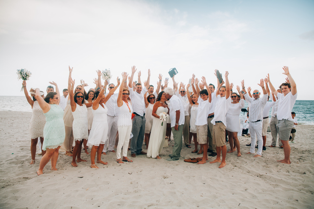 Robert and Elina beach wedding