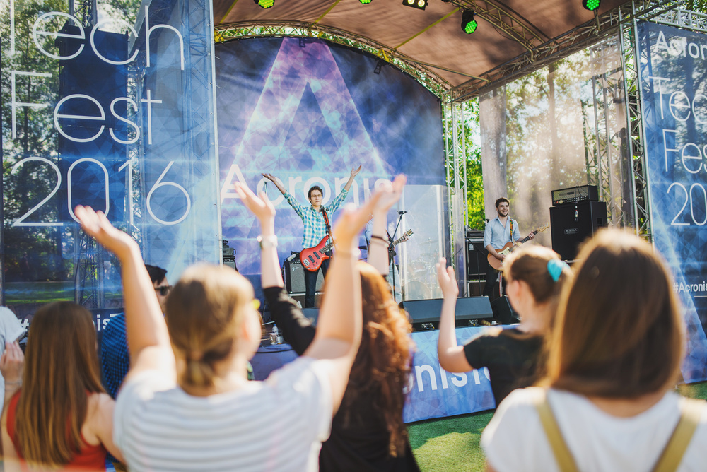 ЛЕТНЯЯ ВЕЧЕРИНКА ACRONIS TECH FEST 