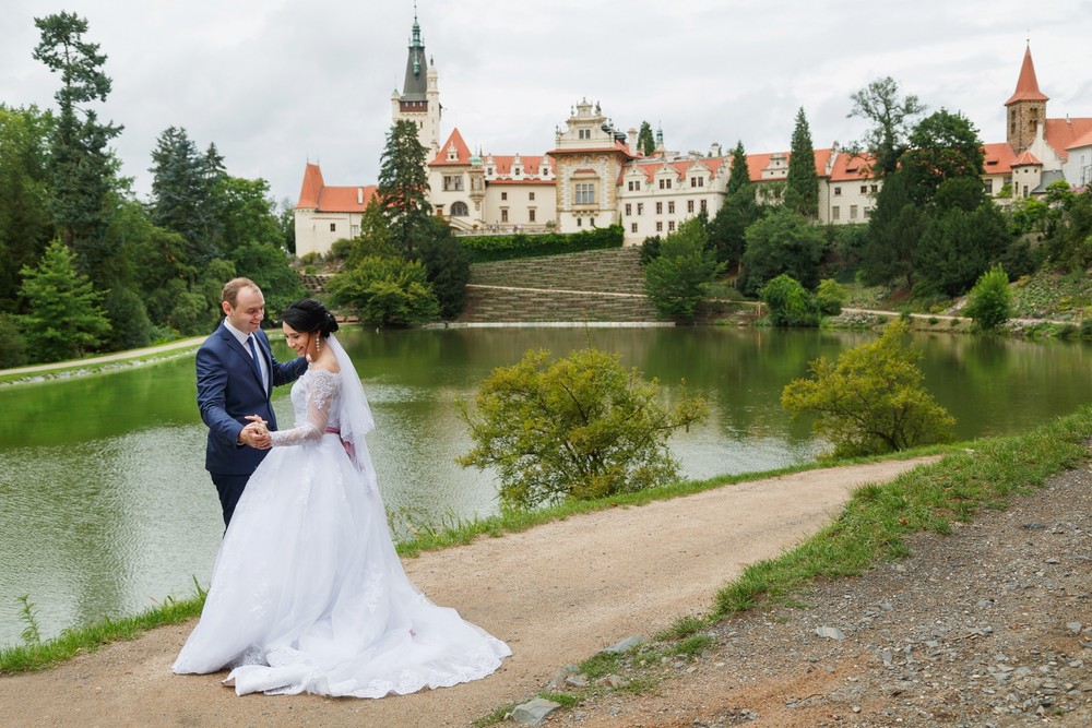 Alena & Vaclav. Castle Belcredi(Brno)