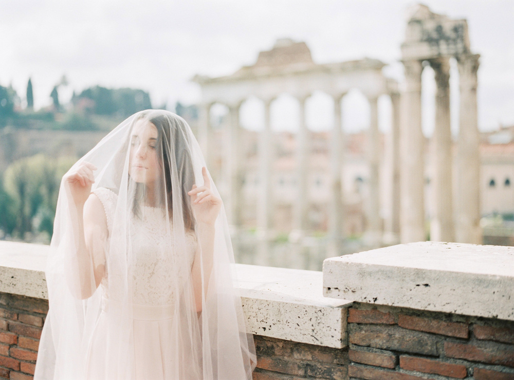 Bridal shoot in Rome