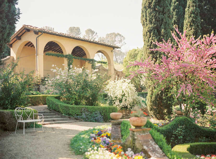 ELEGANT TUSCAN WEDDING on Villa Agape in Florence