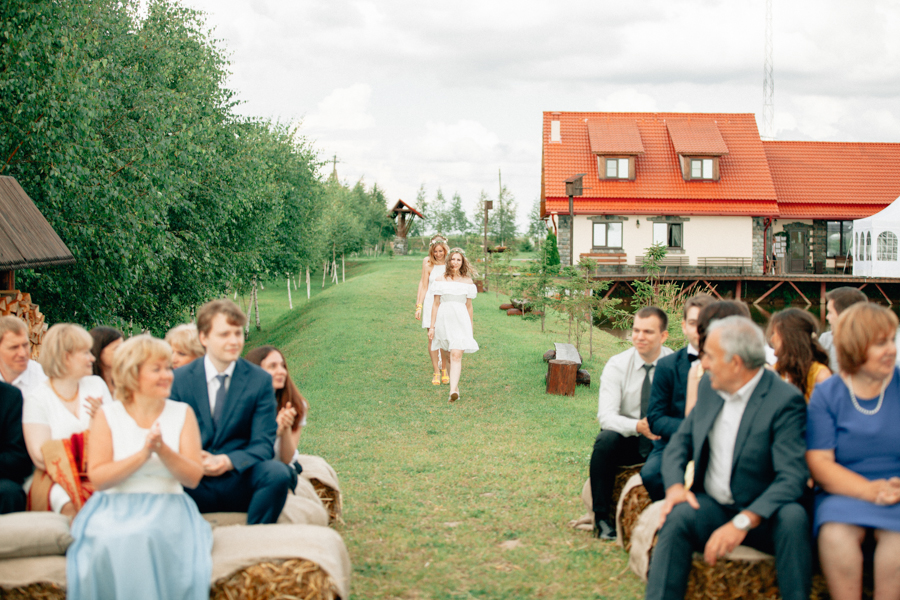 Rustic wedding with horses and owl in Dobromysli Film