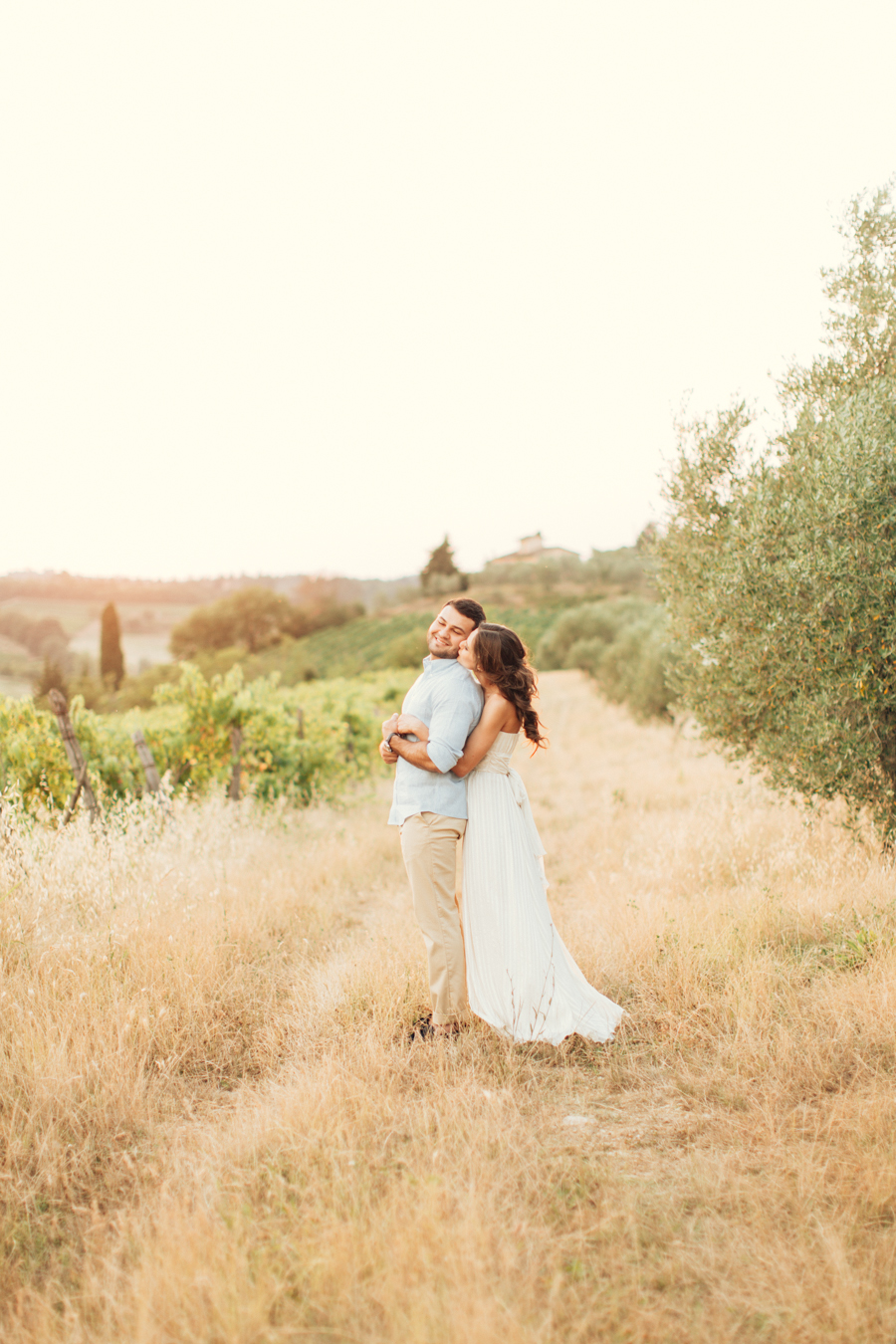 Tuscan hills engagement