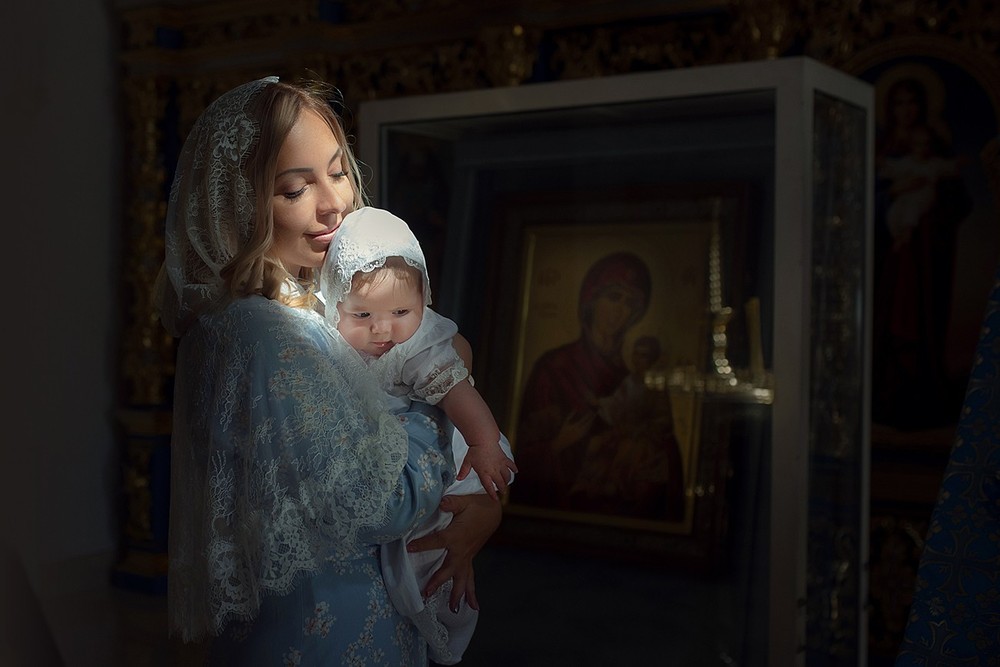 фотограф на крещение, москва, где крестить, ребенка, крестильная рубашка, храм