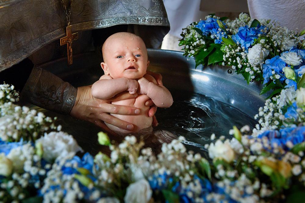фотограф на крещение, москва, где крестить, ребенка, цветы, украшение, купели, самый красивый храм, 