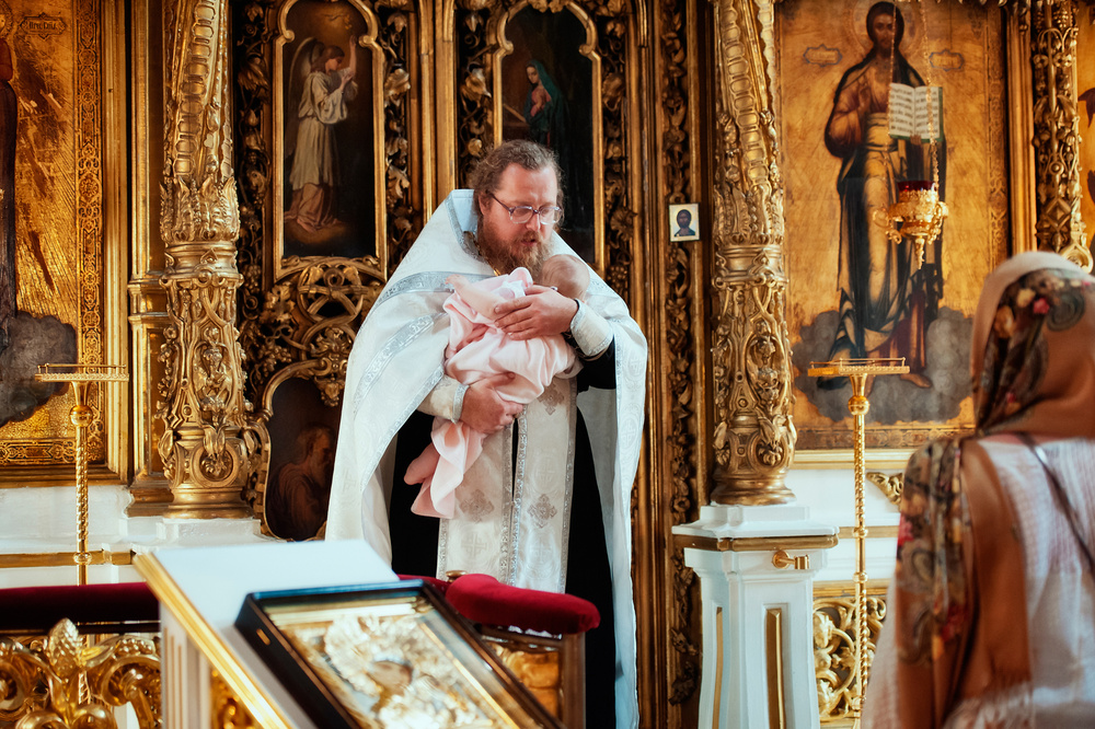 фотосъемка крещения ребенка в москве