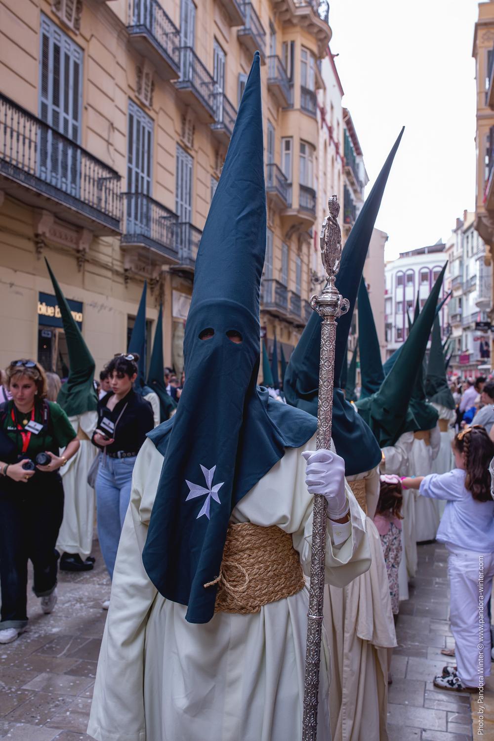 Semana Santa 2025, Domingo de Ramos, Lágrimas y Favores
