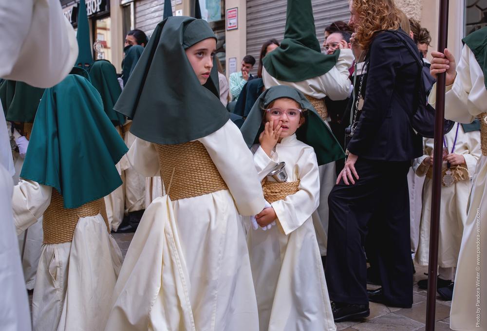 Semana Santa 2025, Domingo de Ramos, Lágrimas y Favores