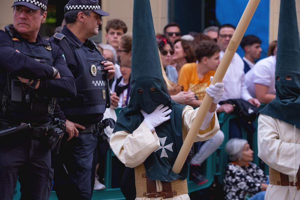 Semana Santa 2025, Domingo de Ramos, Lágrimas y Favores