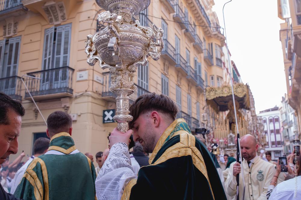 Semana Santa 2025, Domingo de Ramos, Lágrimas y Favores