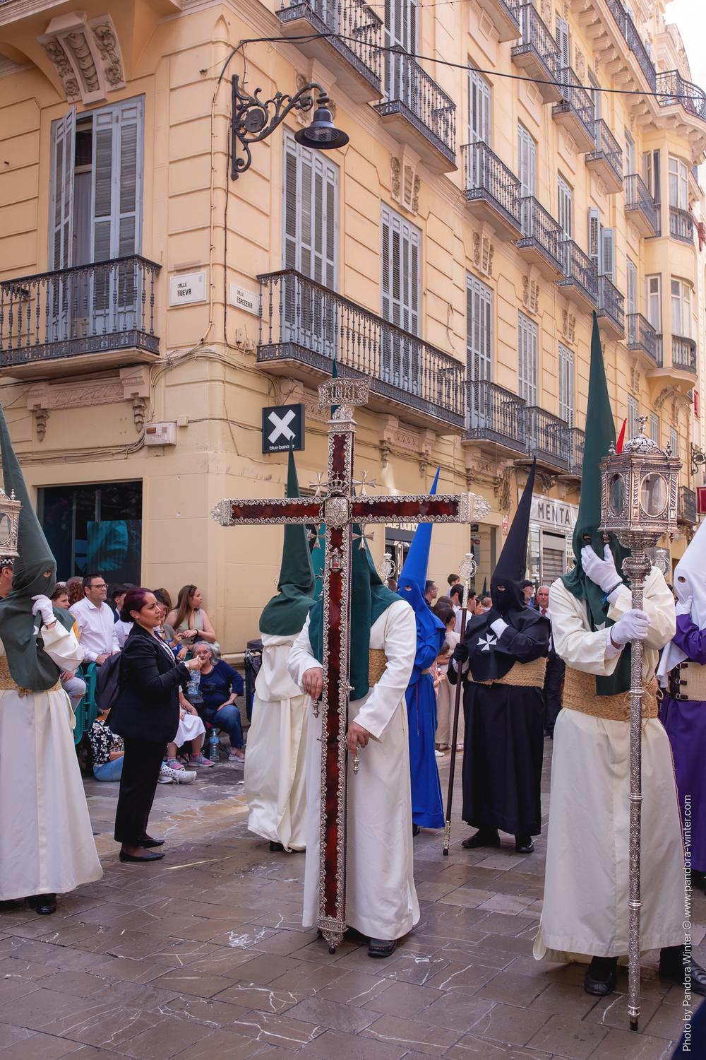 Semana Santa 2025, Domingo de Ramos, Lágrimas y Favores