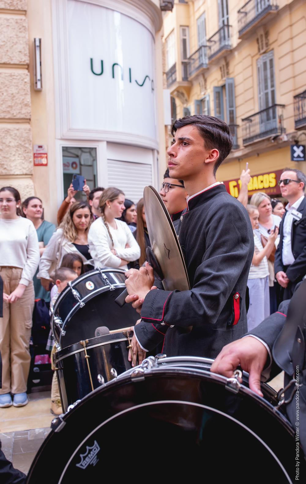 Semana Santa 2025, Domingo de Ramos, Lágrimas y Favores