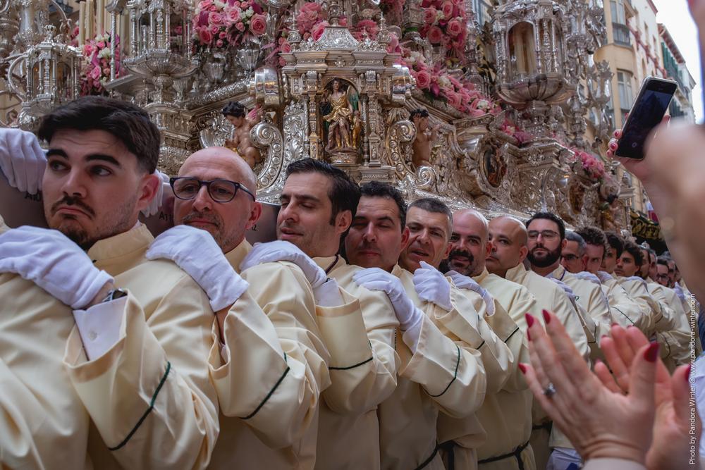 Semana Santa 2025, Domingo de Ramos, Lágrimas y Favores