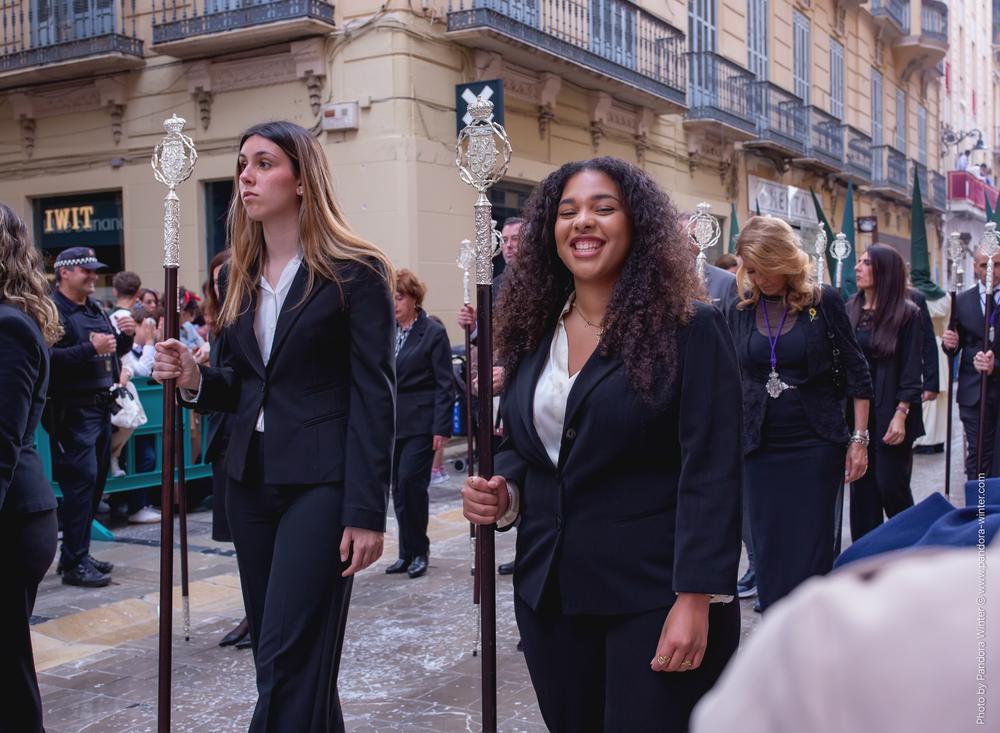 Semana Santa 2025, Domingo de Ramos, Lágrimas y Favores