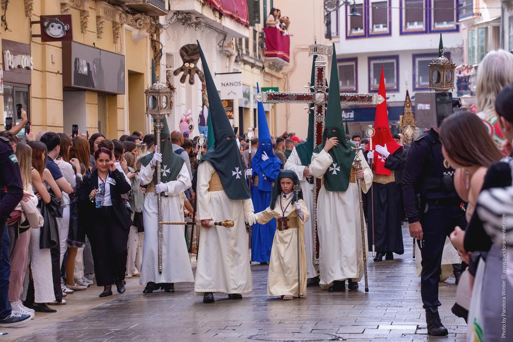Semana Santa 2025, Domingo de Ramos, Lágrimas y Favores