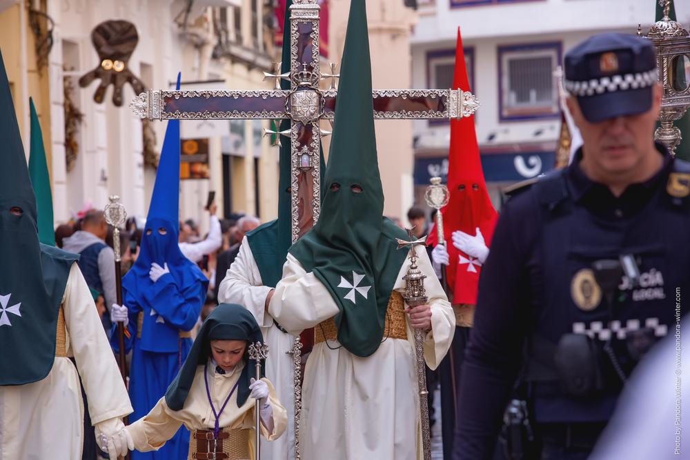 Semana Santa 2025, Domingo de Ramos, Lágrimas y Favores