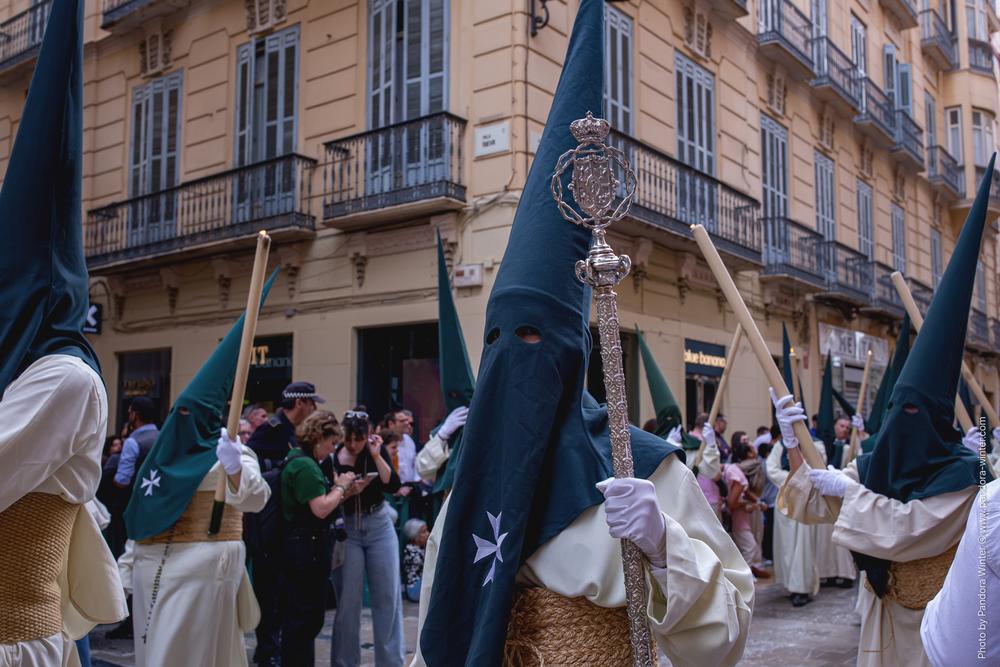 Semana Santa 2025, Domingo de Ramos, Lágrimas y Favores