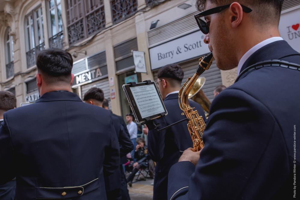 Semana Santa 2025, Domingo de Ramos, Lágrimas y Favores