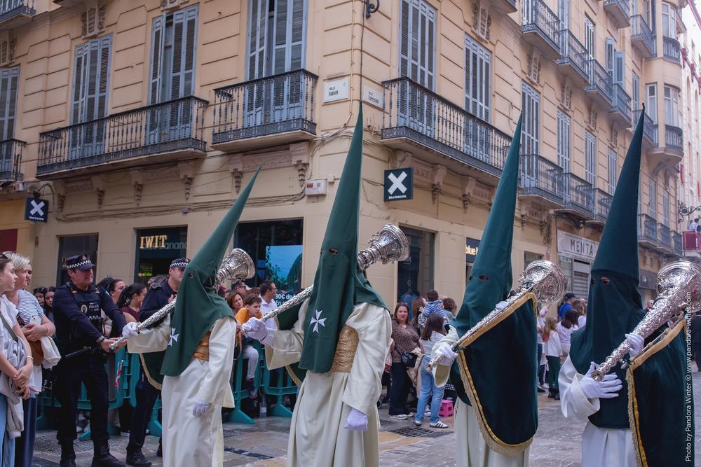 Semana Santa 2025, Domingo de Ramos, Lágrimas y Favores