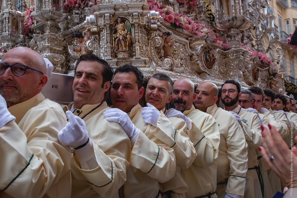 Semana Santa 2025, Domingo de Ramos, Lágrimas y Favores